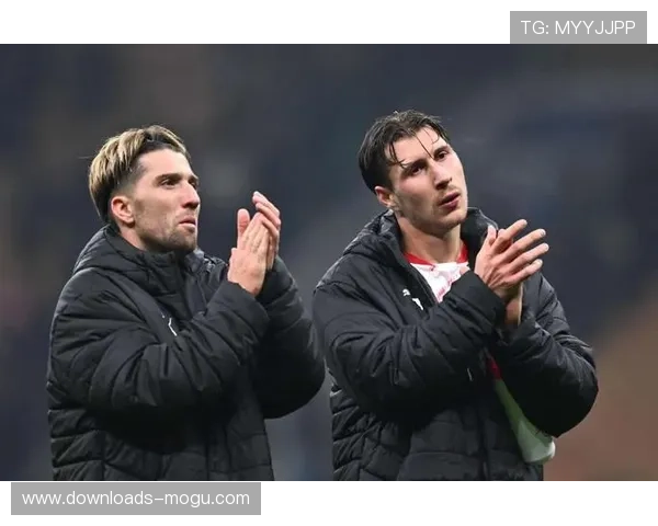 奥尔班争顶破门指天，RB莱比锡队长引领胜利